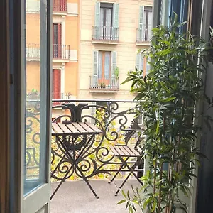  Apartment Central